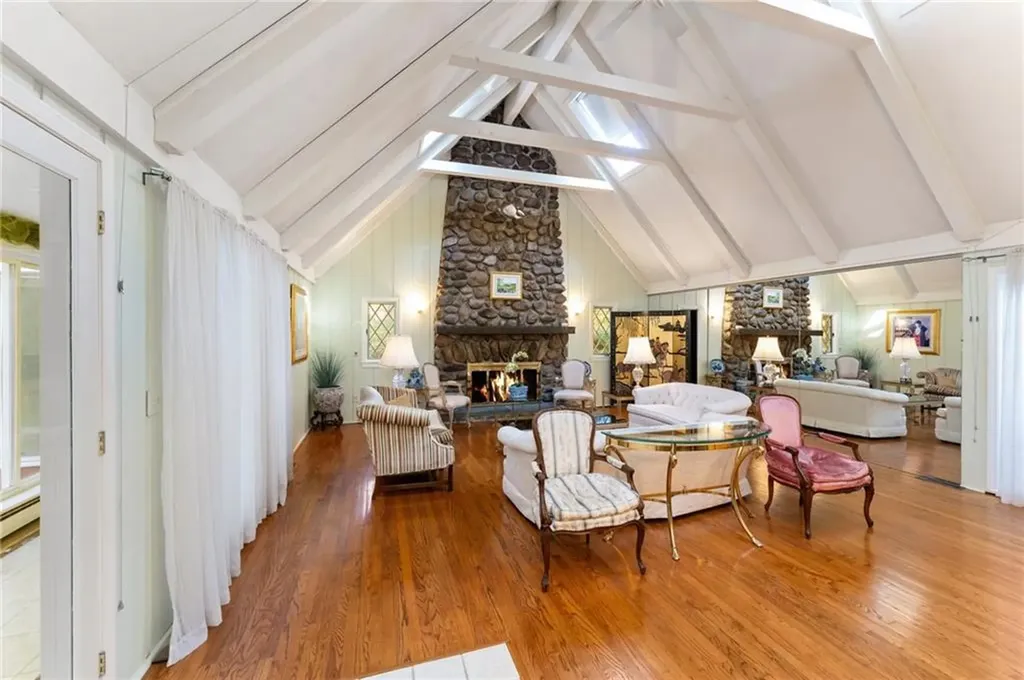 12 Georgiana Drive Cumberland RI 02864