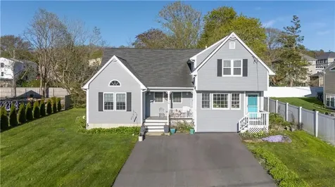 3 Jones Avenue Bristol RI 02809