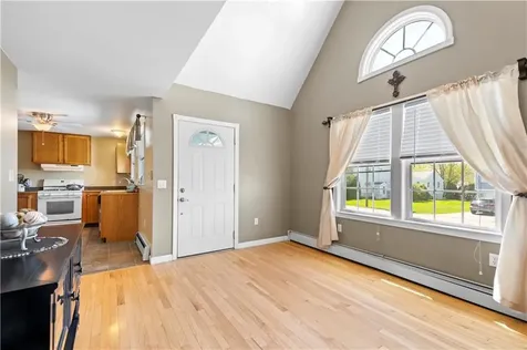 3 Jones Avenue Bristol RI 02809