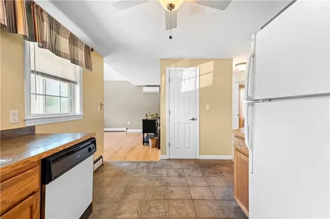 3 Jones Avenue Bristol RI 02809