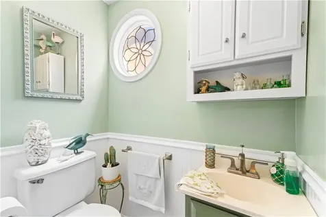 3 Jones Avenue Bristol RI 02809