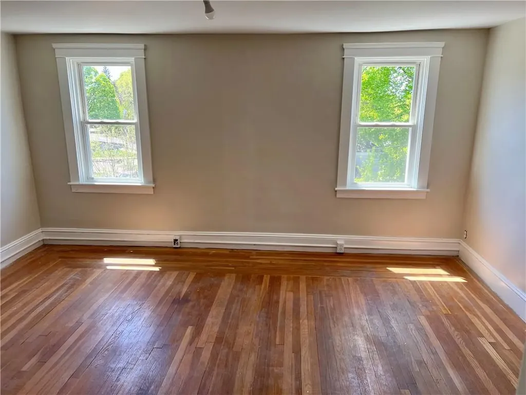 584 River Avenue Providence RI 02908
