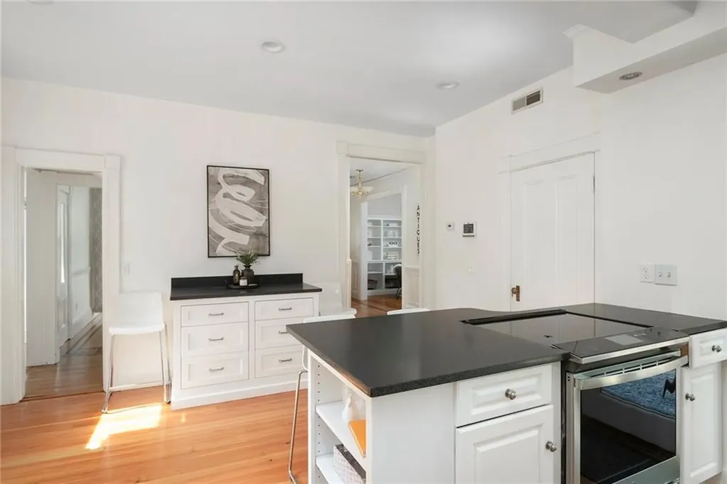 9 Oriole Avenue Providence RI 02906
