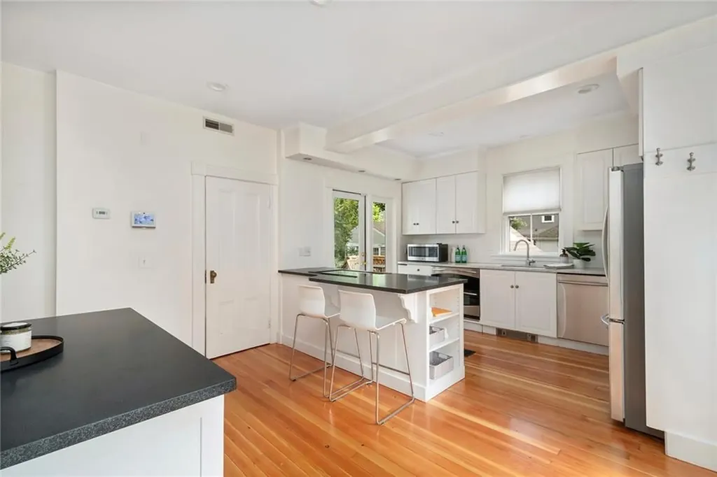 9 Oriole Avenue Providence RI 02906