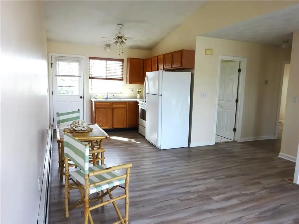 34 Berkley Avenue Portsmouth RI 02871