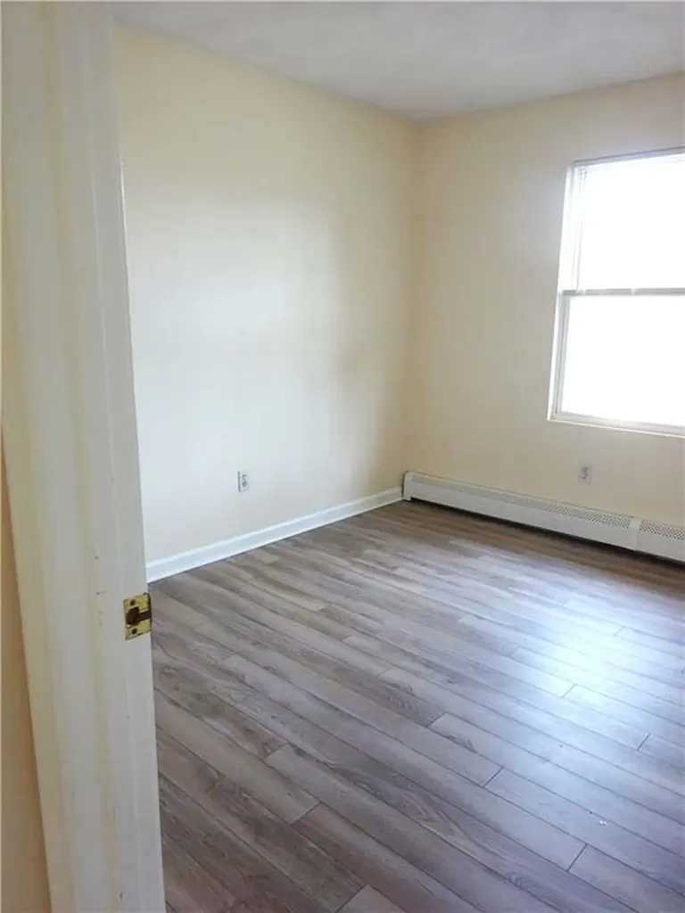 34 Berkley Avenue Portsmouth RI 02871