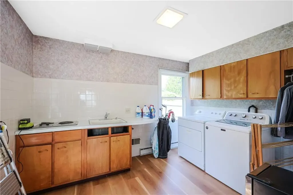 170 Summit Drive Cranston RI 02920