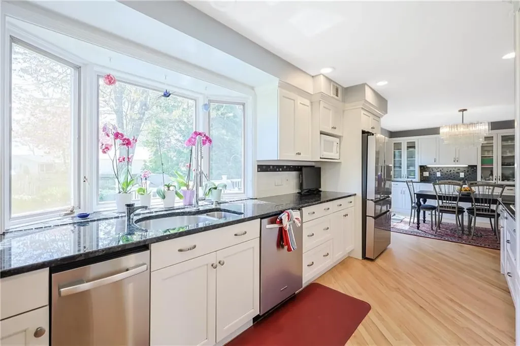 170 Summit Drive Cranston RI 02920