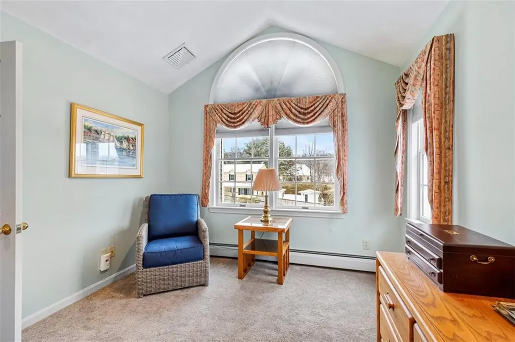 9 Heritage Drive Lincoln RI 02865