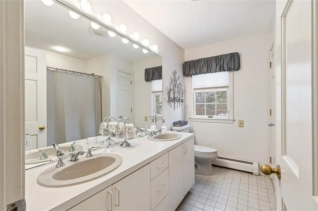 9 Heritage Drive Lincoln RI 02865