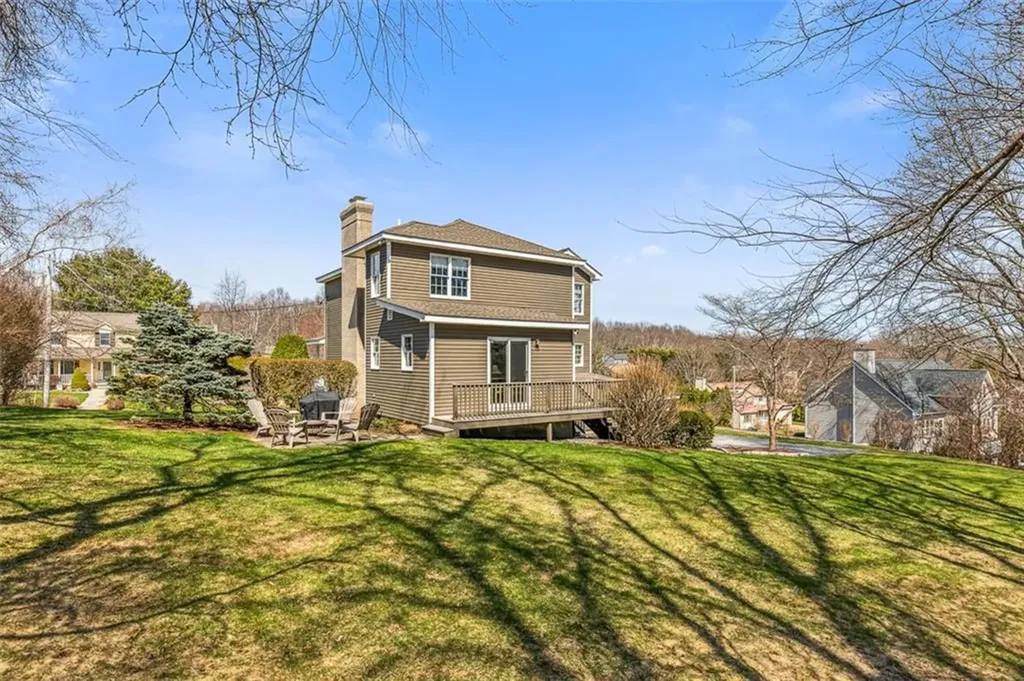 9 Heritage Drive Lincoln RI 02865