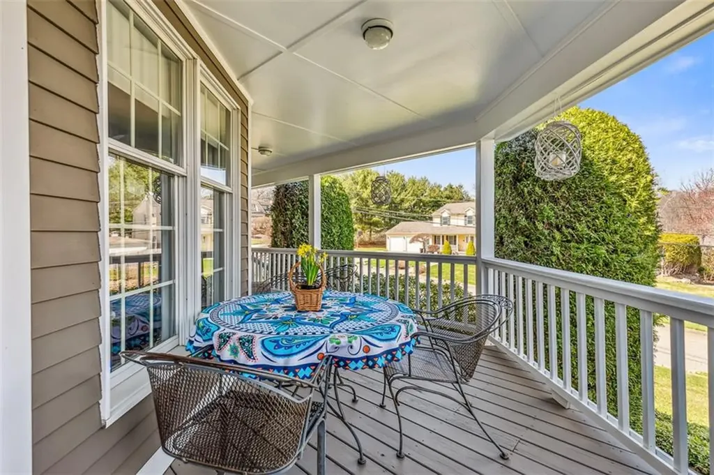 9 Heritage Drive Lincoln RI 02865