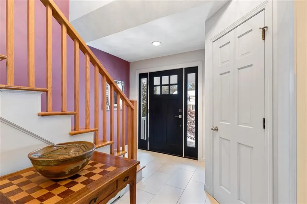 9 Heritage Drive Lincoln RI 02865