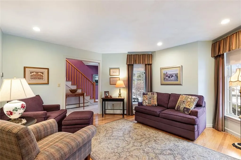 9 Heritage Drive Lincoln RI 02865