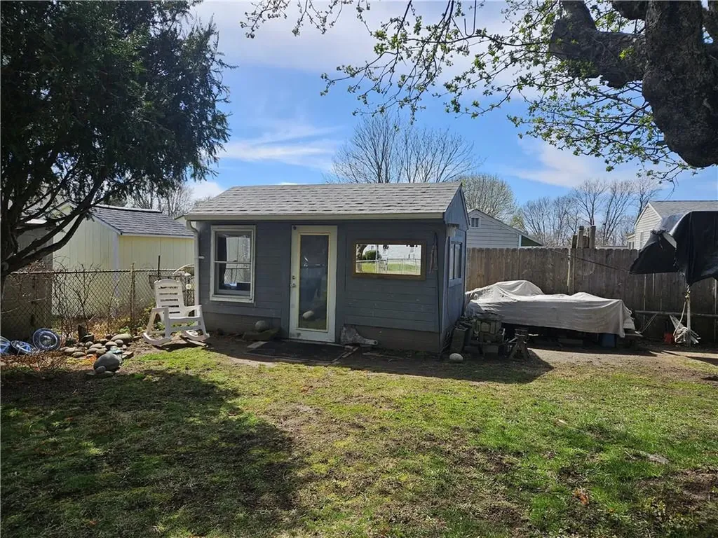 85 Canario Drive Warren RI 02885