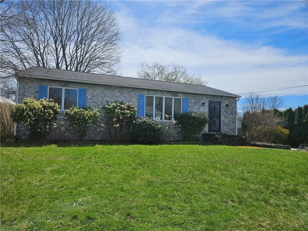 85 Canario Drive Warren RI 02885