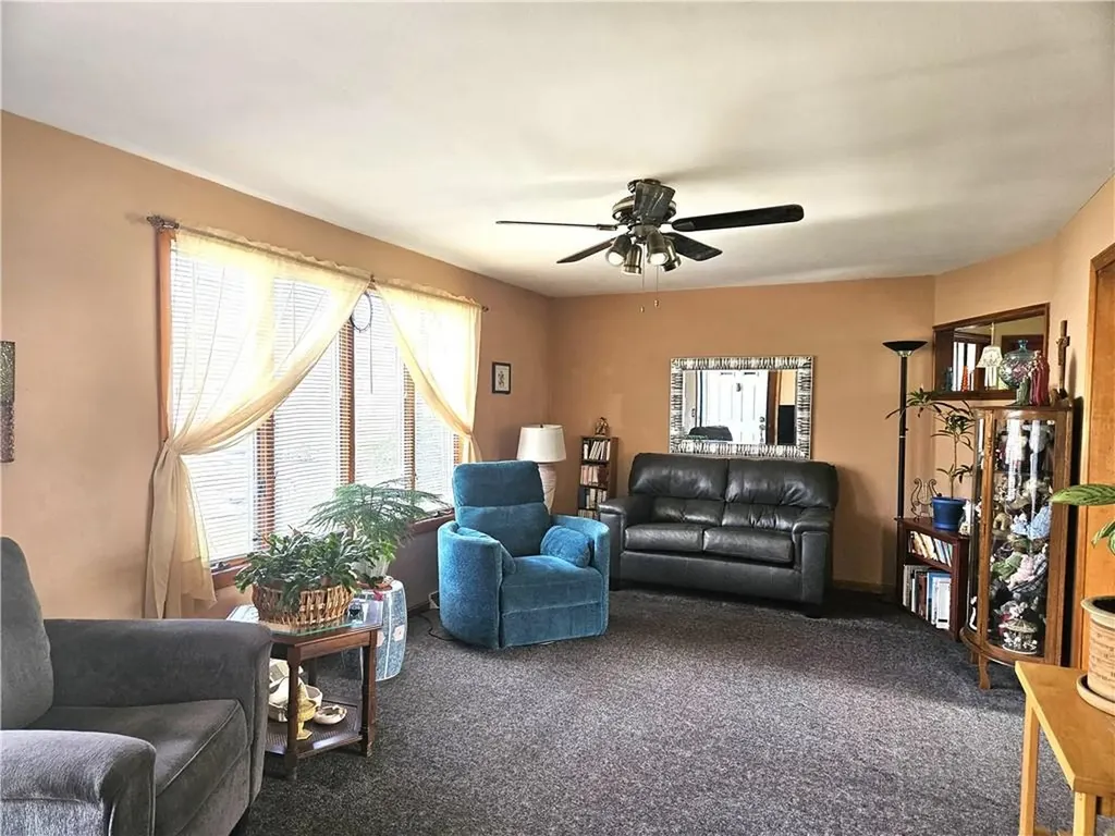 85 Canario Drive Warren RI 02885