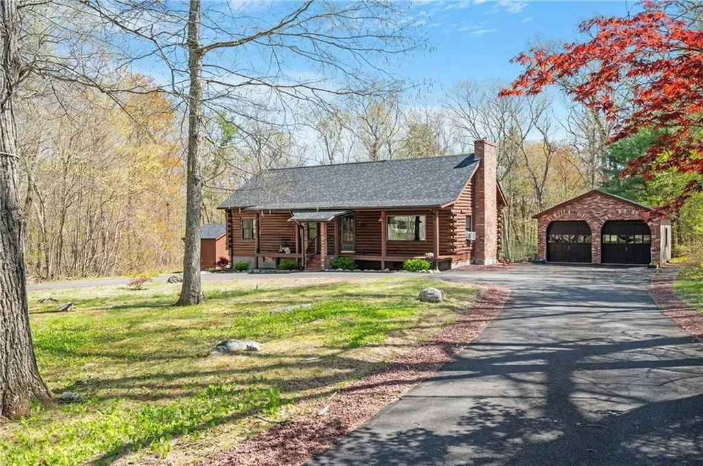 108 Burlingame Road Smithfield RI 02917