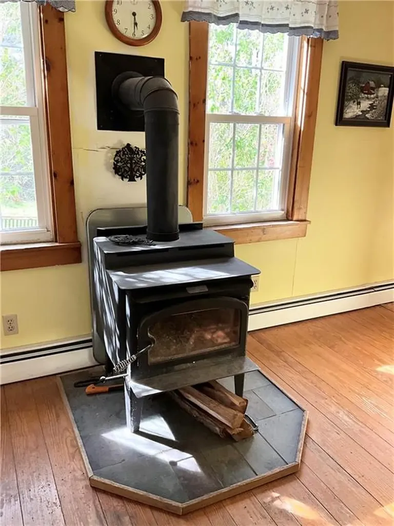 305 Arcadia Road Richmond RI 02832