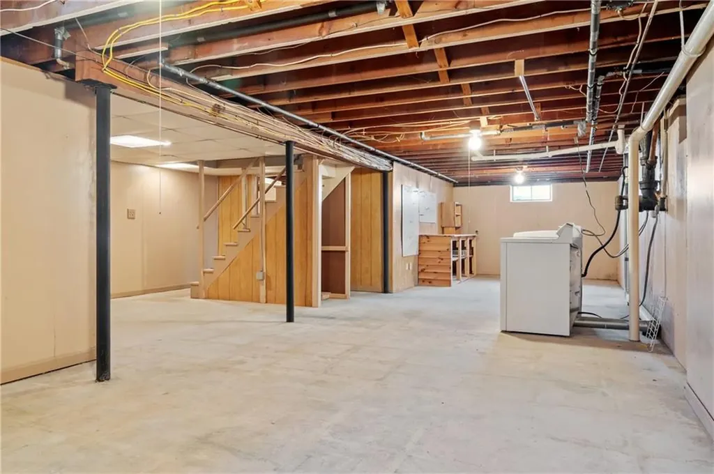 36 Rolling Acres Drive Cumberland RI 02864