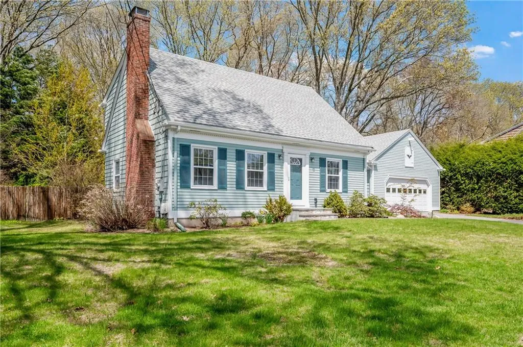 36 Rolling Acres Drive Cumberland RI 02864