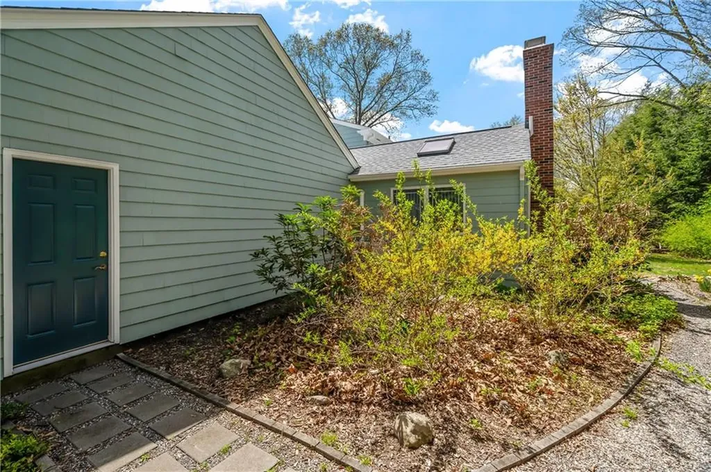 36 Rolling Acres Drive Cumberland RI 02864