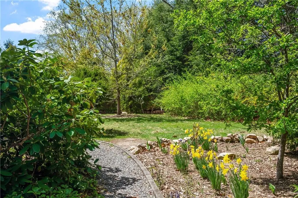 36 Rolling Acres Drive Cumberland RI 02864