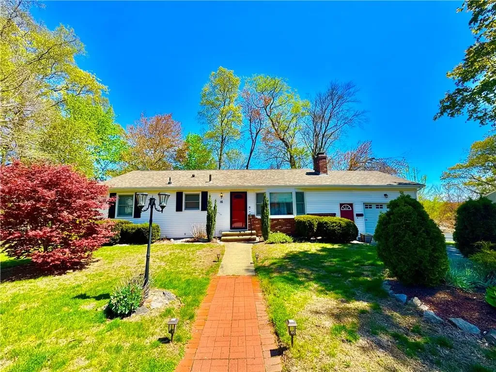 16 Grove Avenue Johnston RI 02919