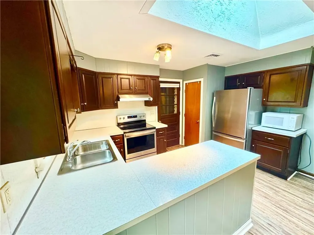 16 Grove Avenue Johnston RI 02919