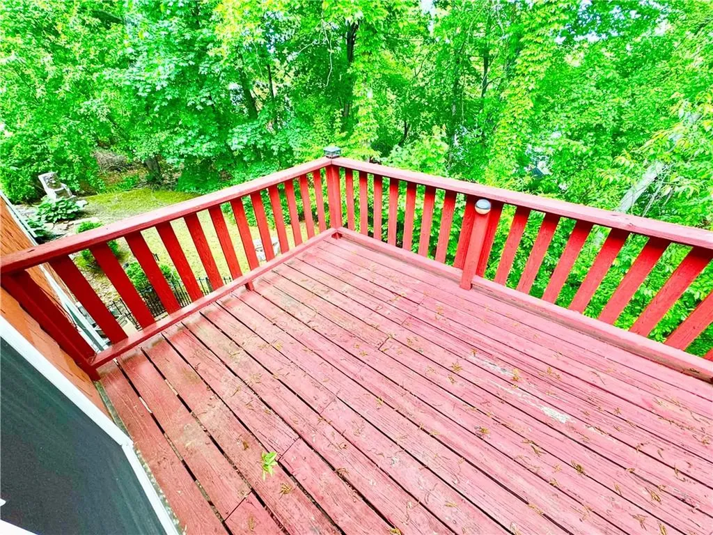 16 Grove Avenue Johnston RI 02919