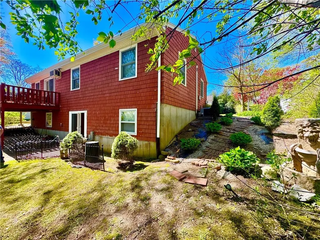 16 Grove Avenue Johnston RI 02919