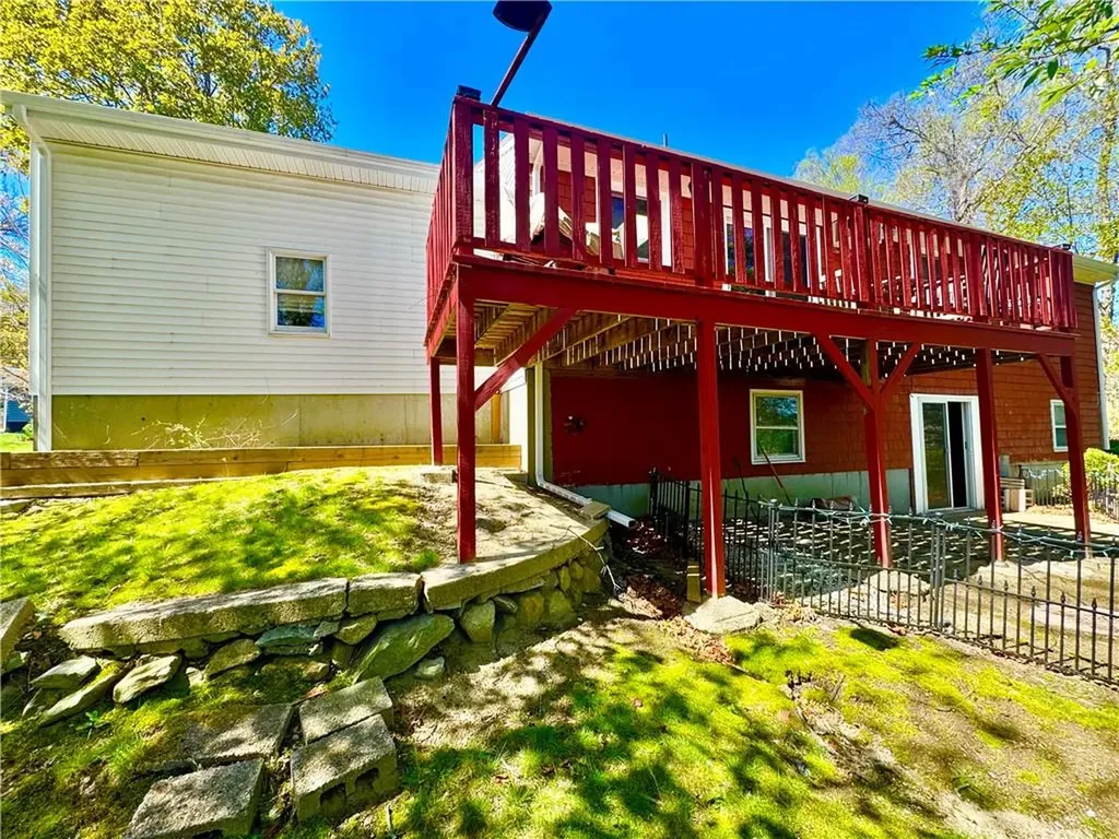 16 Grove Avenue Johnston RI 02919