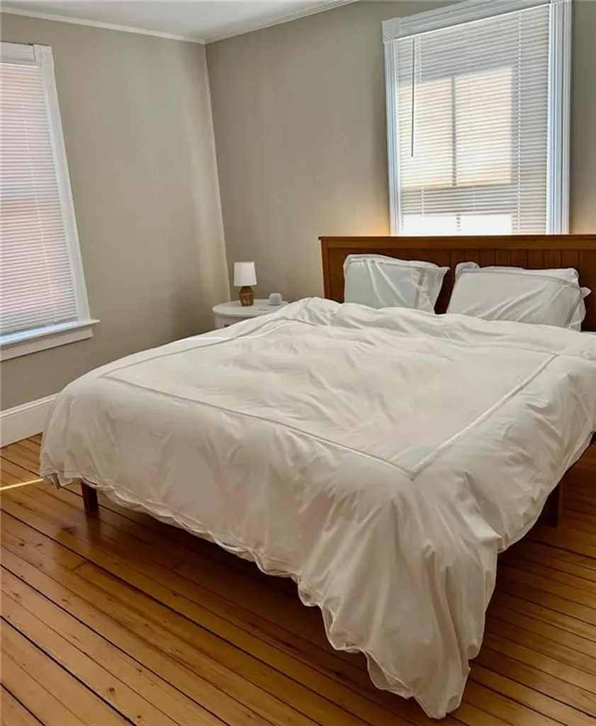 35 Elm Street Newport RI 02840