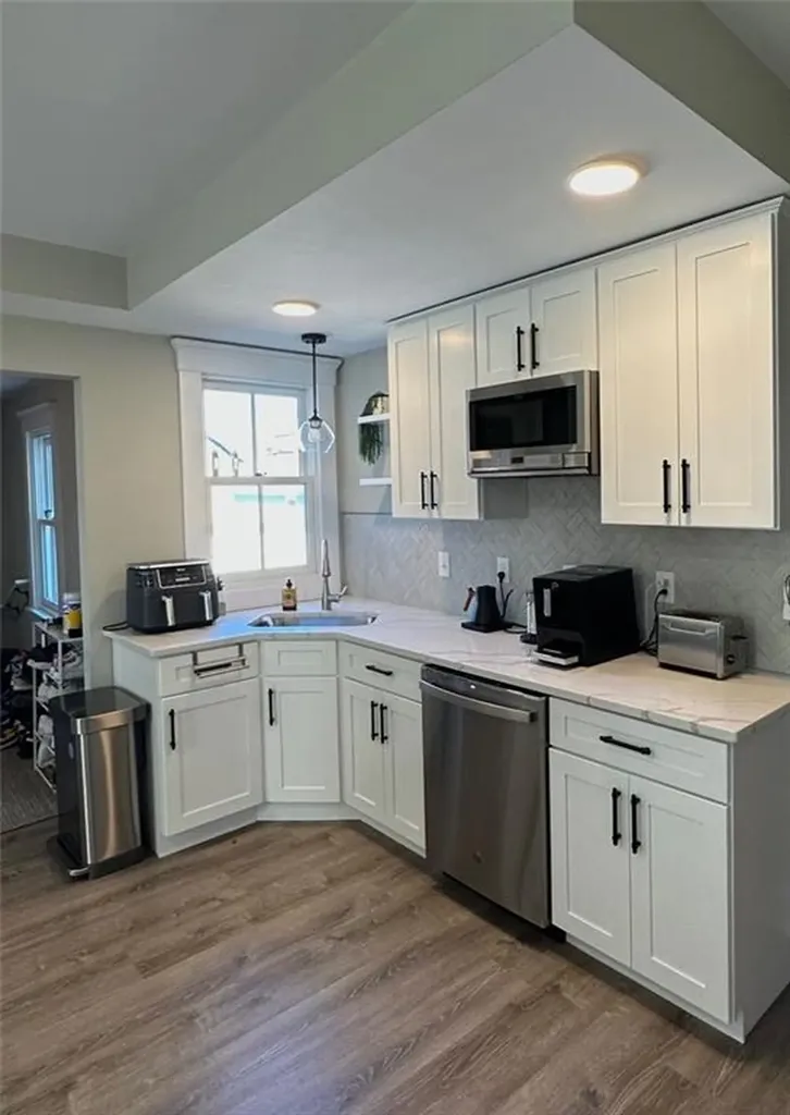35 Elm Street Newport RI 02840