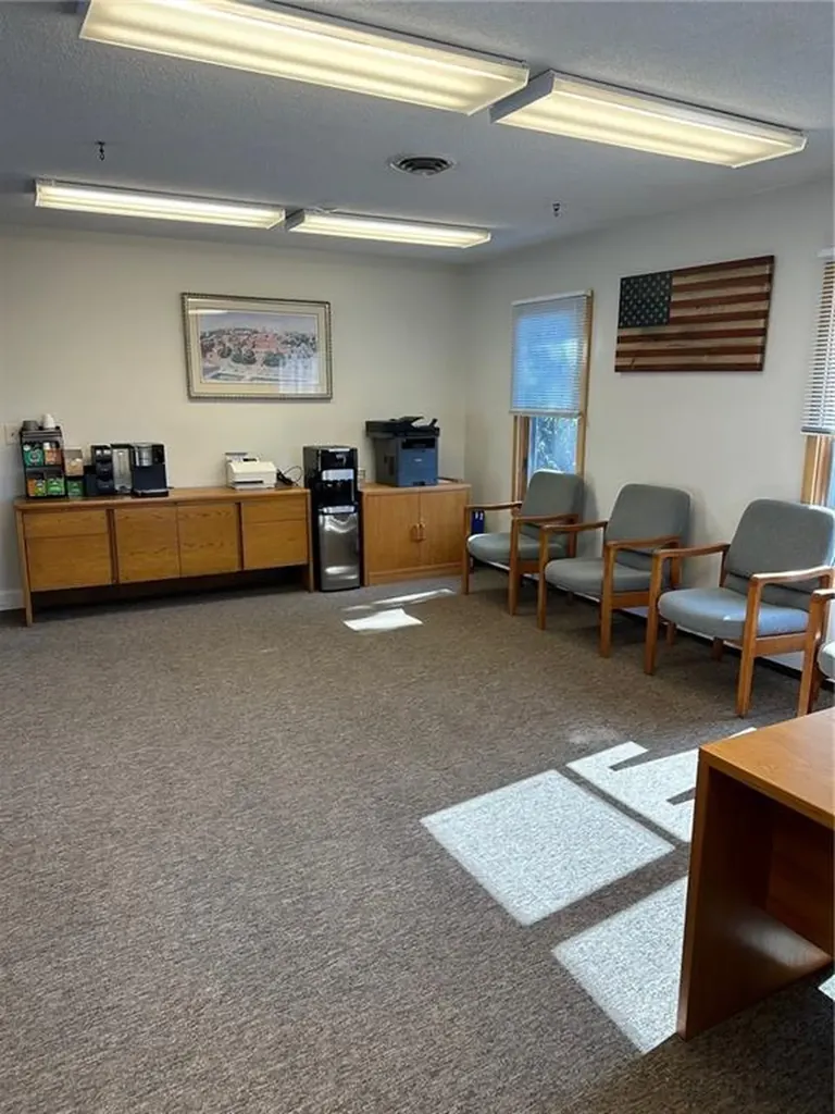164 Airport Road Warwick RI 02889