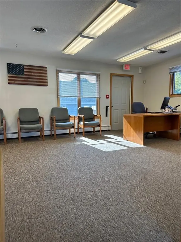 164 Airport Road Warwick RI 02889