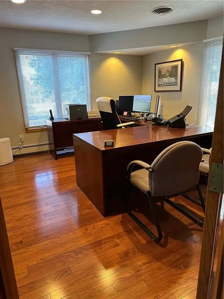 164 Airport Road Warwick RI 02889