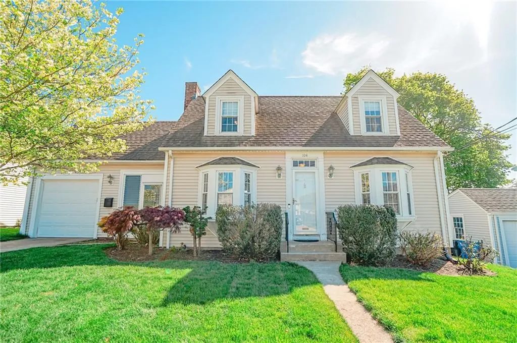 104 Fairfield Road Cranston RI 02910