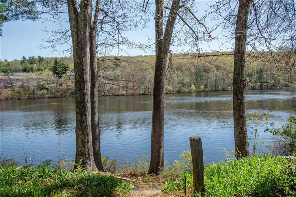 28 Riverview Avenue Smithfield RI 02917