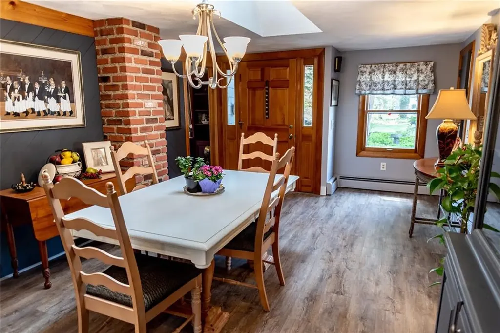 28 Riverview Avenue Smithfield RI 02917