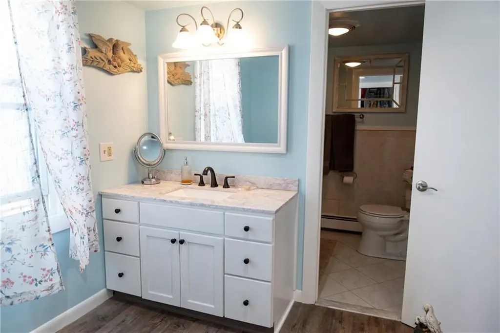 28 Riverview Avenue Smithfield RI 02917