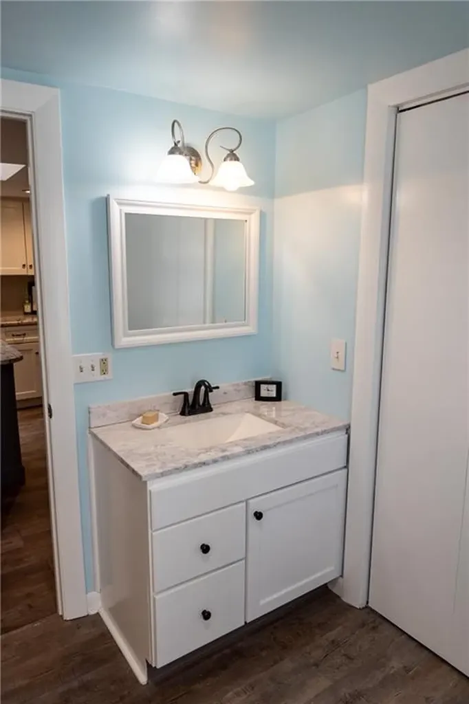 28 Riverview Avenue Smithfield RI 02917