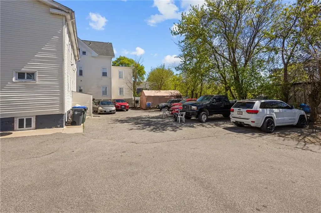 382 384 Manton Avenue Providence RI 02909