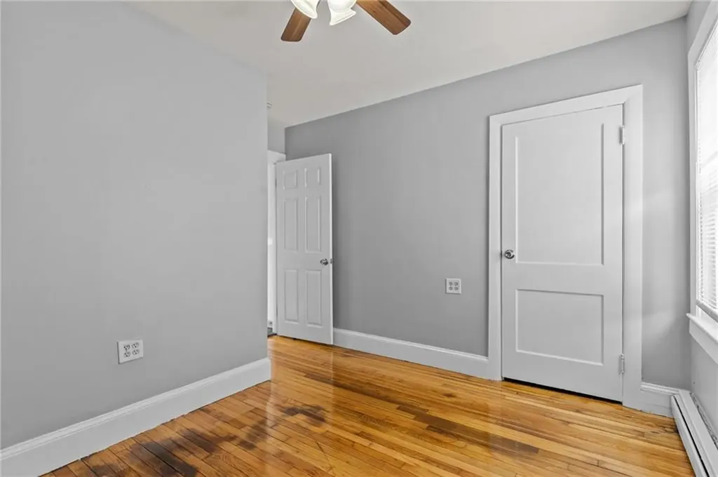 214 Kenyon Avenue Pawtucket RI 02861