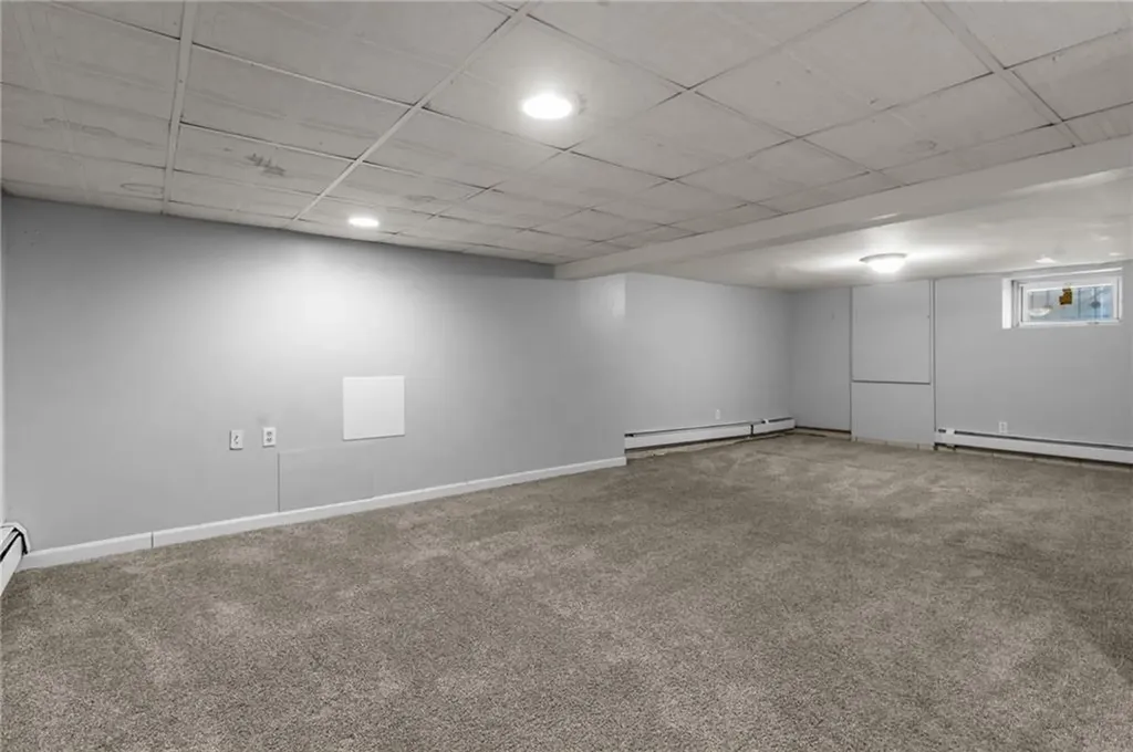 214 Kenyon Avenue Pawtucket RI 02861