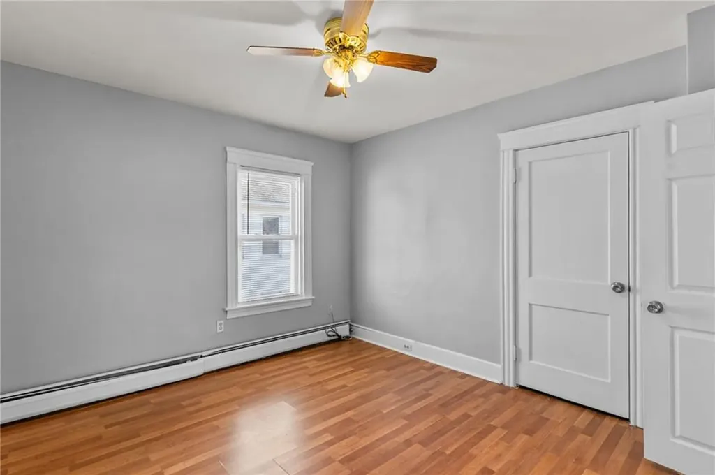 214 Kenyon Avenue Pawtucket RI 02861