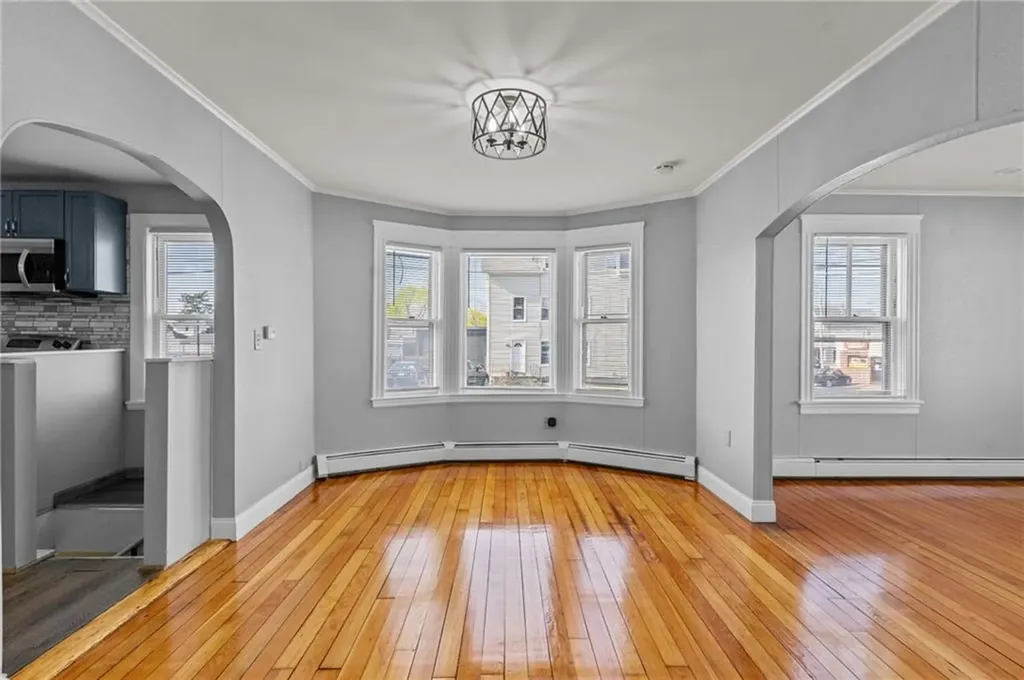 214 Kenyon Avenue Pawtucket RI 02861