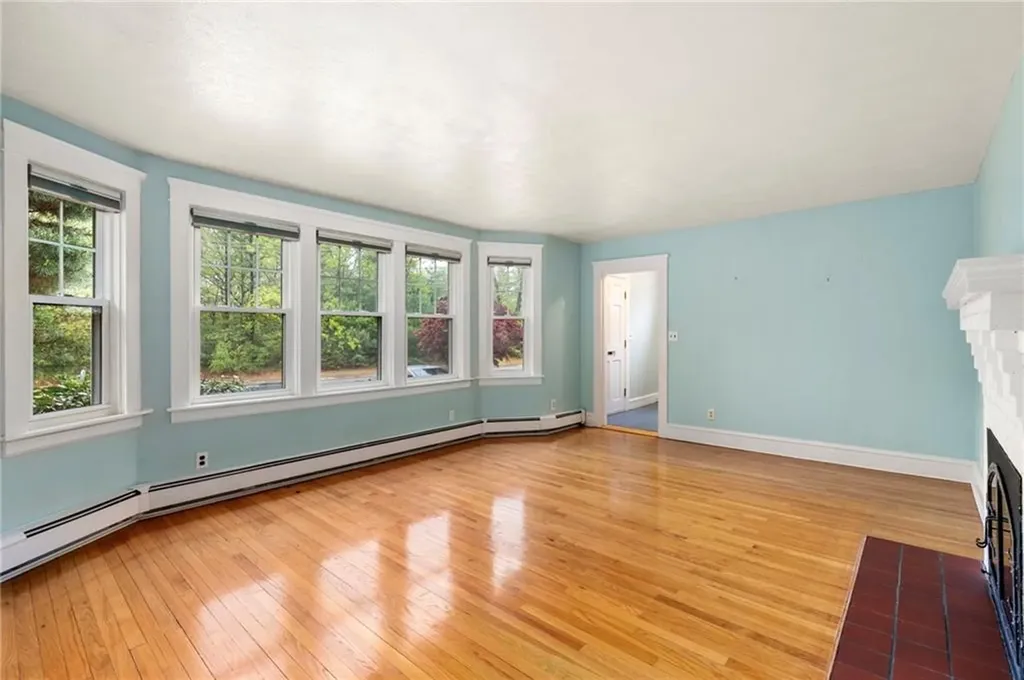 399 Smithfield Road North Smithfield RI 02896