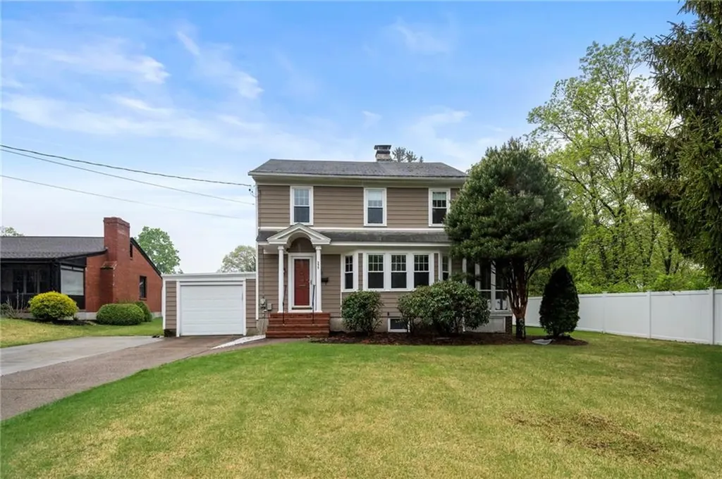 399 Smithfield Road North Smithfield RI 02896