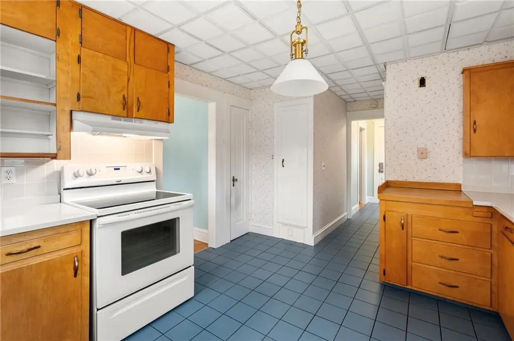 399 Smithfield Road North Smithfield RI 02896